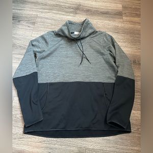 Columbia pullover Women’s Medium Fleece Lined Shirt